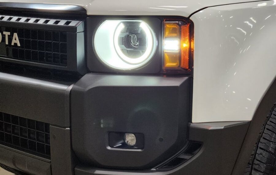 2025 Toyota Land Cruiser 250 Series photo 11