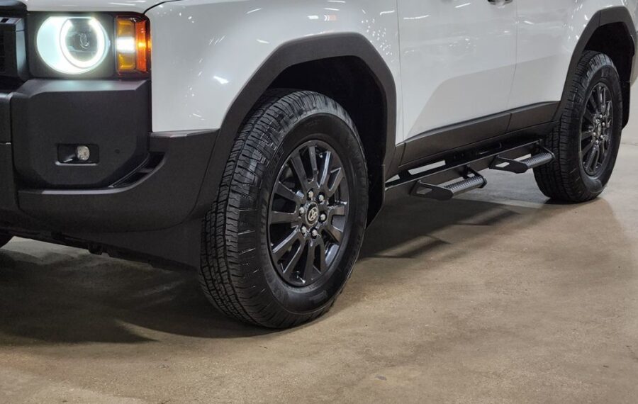 2025 Toyota Land Cruiser 250 Series photo 12