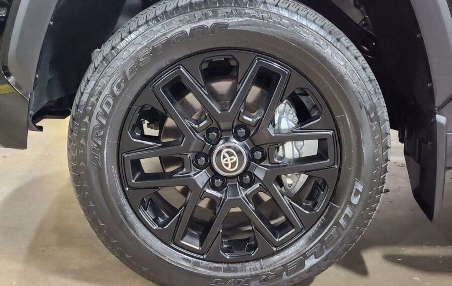 2025 Toyota Tundra Limited photo 15