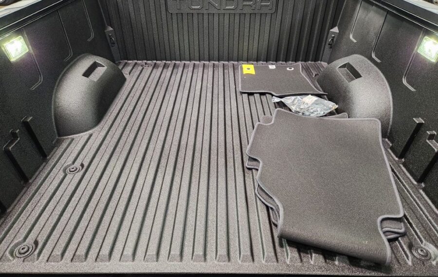 2025 Toyota Tundra Limited photo 40