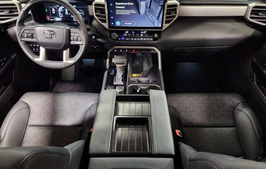2025 Toyota Tundra Limited photo 41