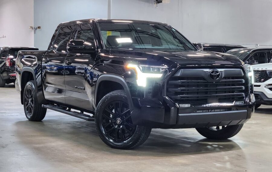 2025 Toyota Tundra Limited photo 7